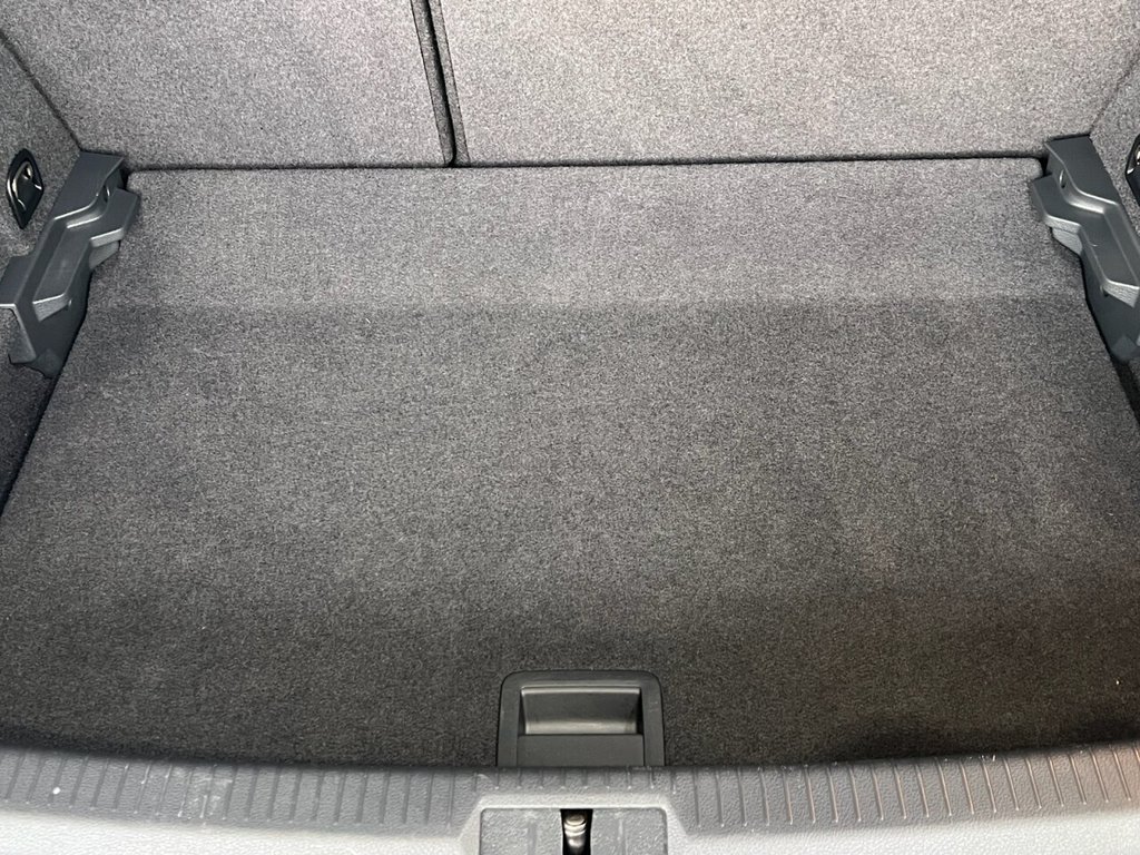 Used Volkswagen Golf 2018 for sale - 76698790: Photo 7