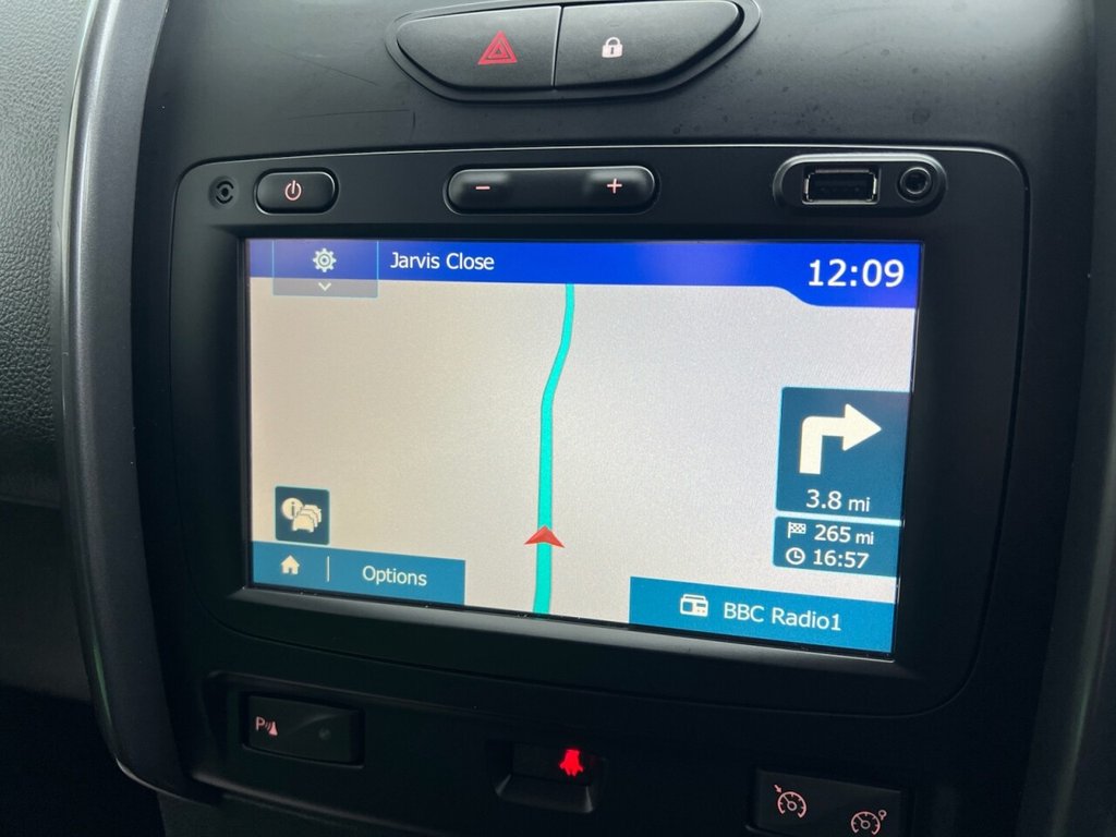 Used Dacia Duster 2017 for sale - 76686671: Photo 37