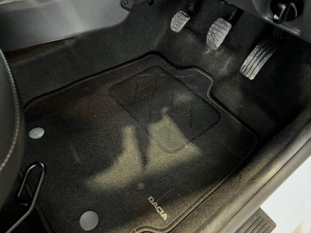 Used Dacia Duster 2017 for sale - 76686671: Photo 43