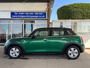 Used MINI Hatch 2019 for sale - 78315389: Photo