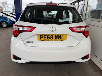 Used Toyota Yaris 2018 for sale - 78068555: Photo