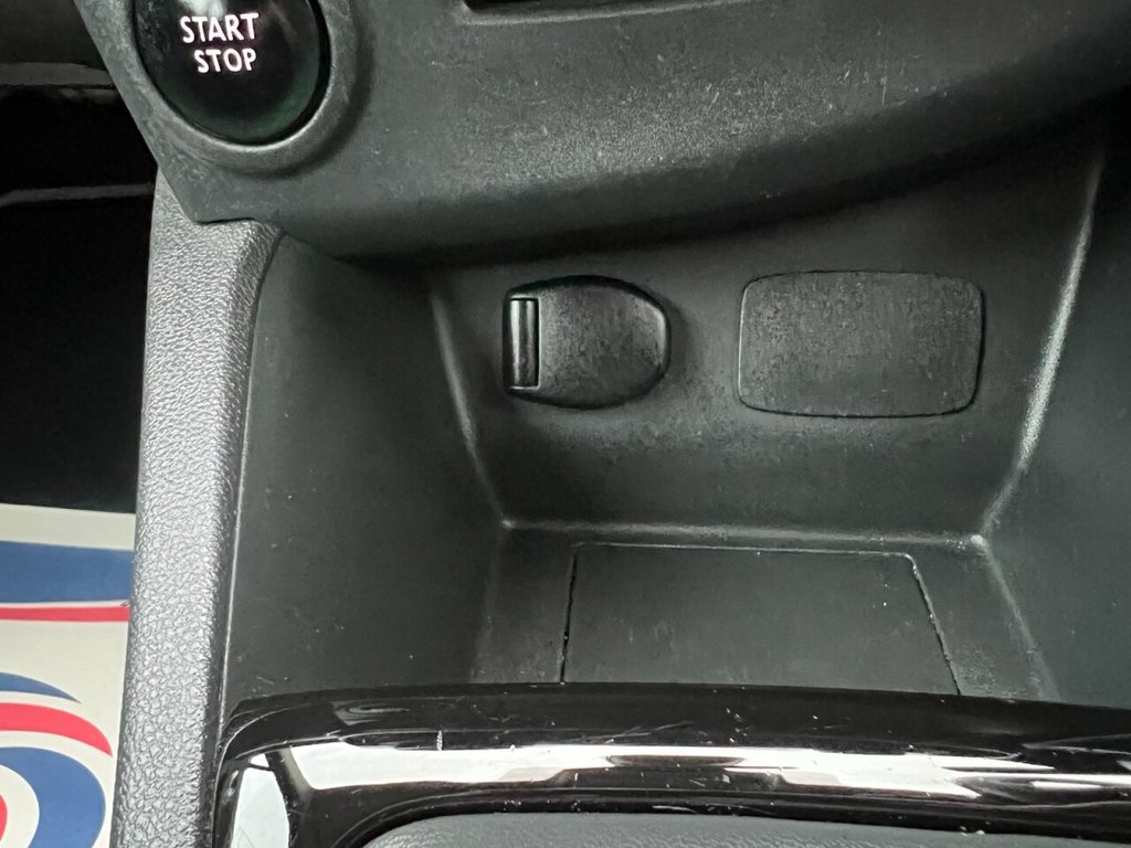 Used Renault Clio 2017 for sale - 77539484: Photo 33