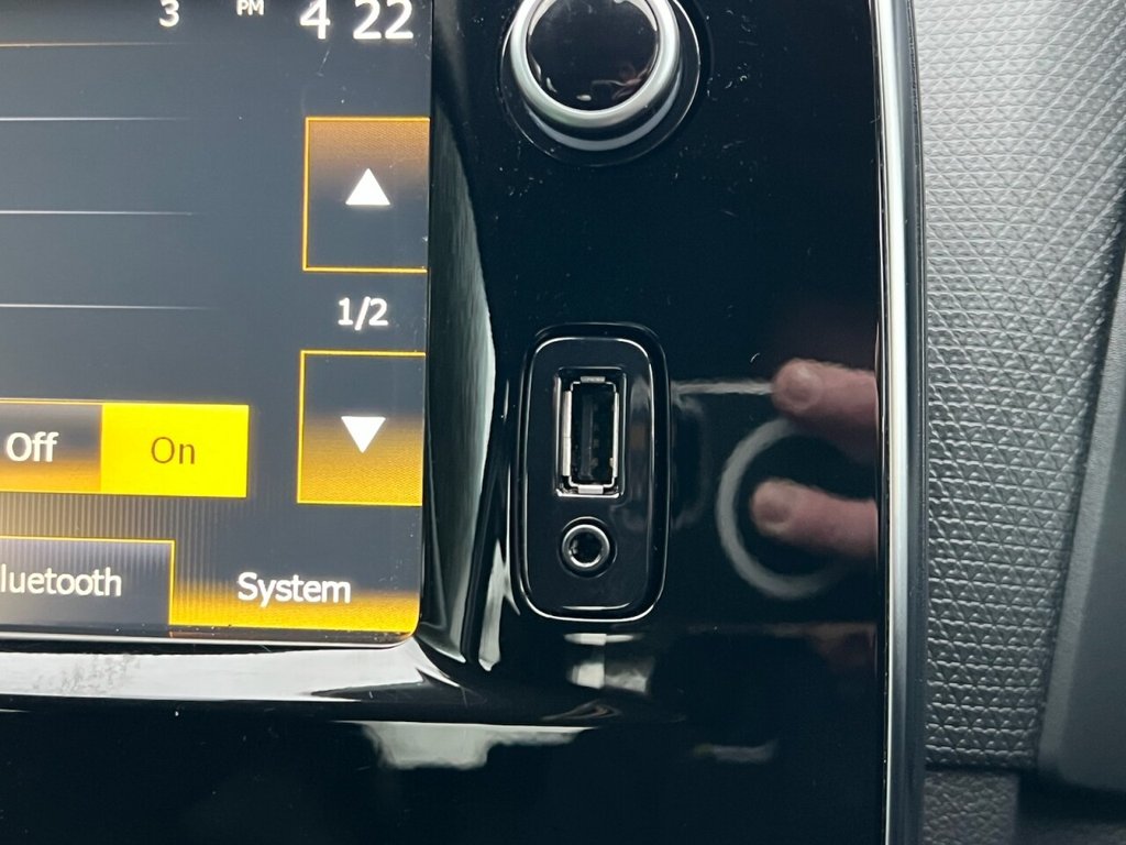 Used Renault Clio 2017 for sale - 77539484: Photo 37