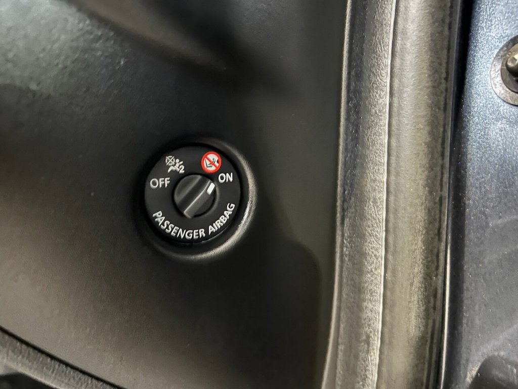 Used Renault Clio 2017 for sale - 77539484: Photo 38