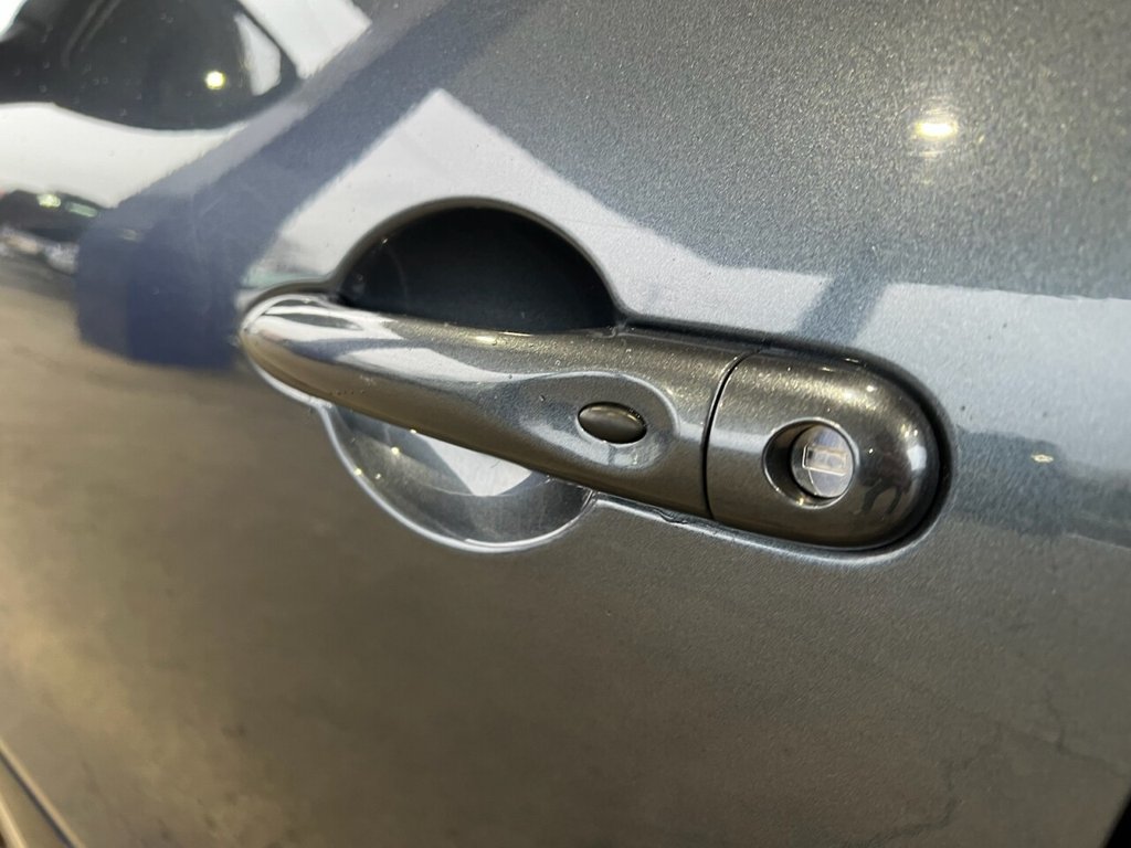 Used Renault Clio 2017 for sale - 77539484: Photo 39