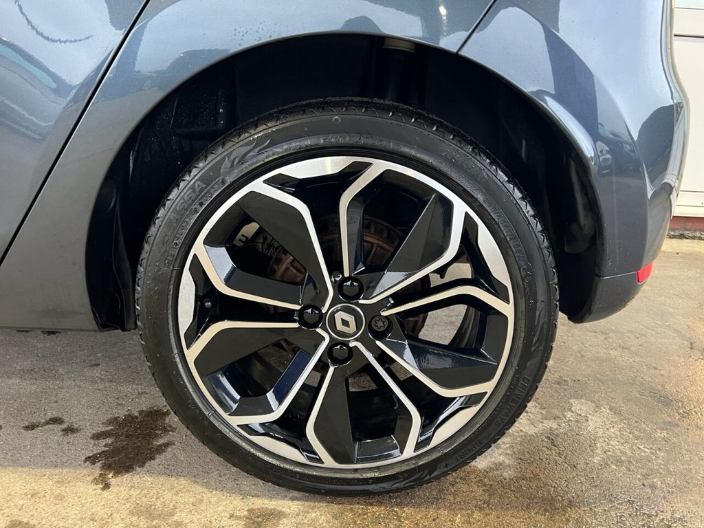 Used Renault Clio 2017 for sale - 77539484: Photo 44