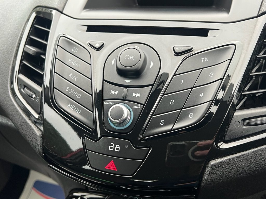 Used Ford Fiesta 2013 for sale - 77421941: Photo 21