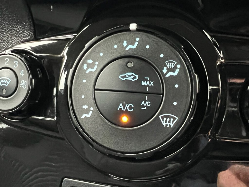 Used Ford Fiesta 2013 for sale - 77421941: Photo 25