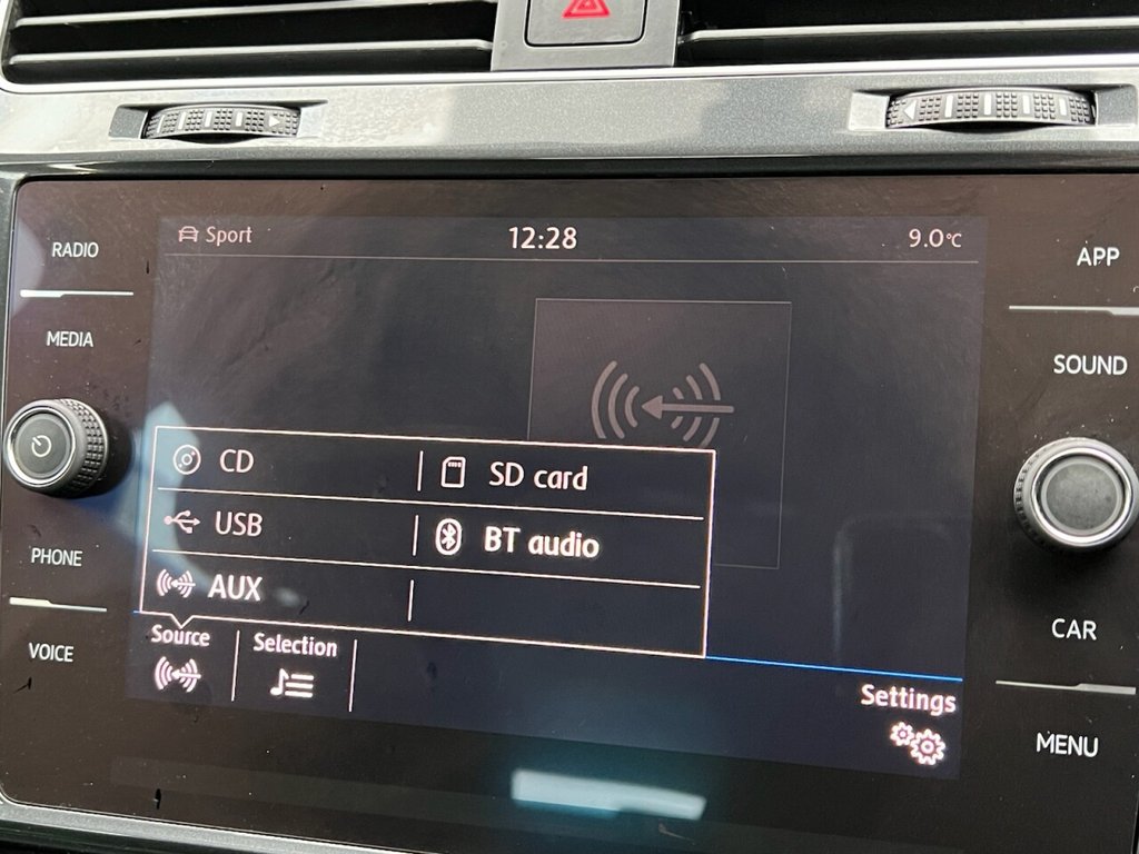 Used Volkswagen Golf 2019 for sale - 77520630: Photo 30