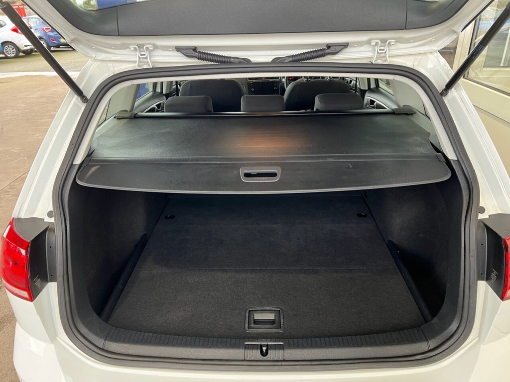 Used Volkswagen Golf 2019 for sale - 77520630: Photo 4