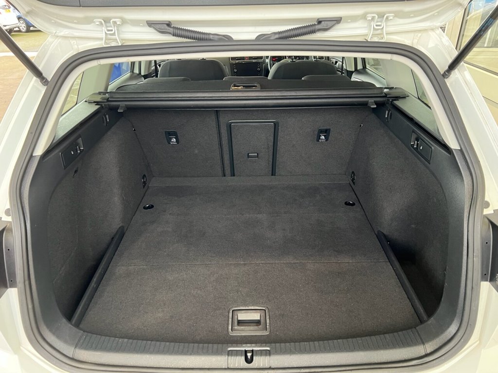 Used Volkswagen Golf 2019 for sale - 77520630: Photo 5