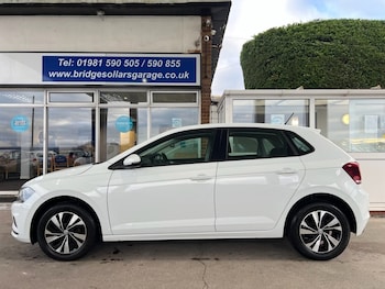 Used Volkswagen Polo 2018 for sale - 76582404: Photo