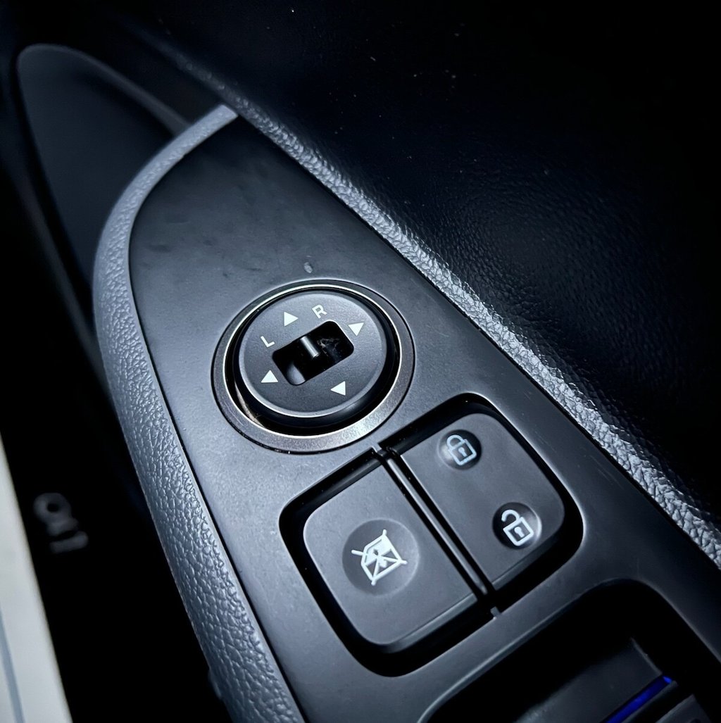 Used Hyundai i10 2017 for sale - 76986024: Photo 18