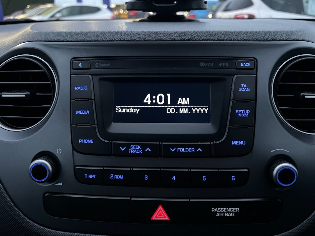 Used Hyundai i10 2017 for sale - 76986024: Photo 28