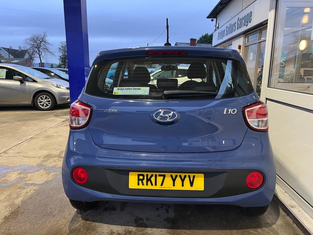 Used Hyundai i10 2017 for sale - 76986024: Photo 4