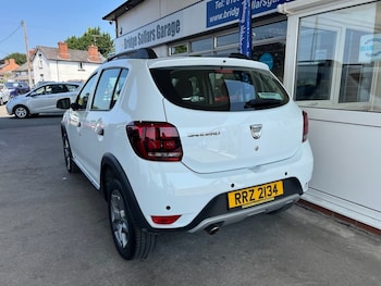 Used Dacia Sandero Stepway 2020 for sale - 79103392: Photo