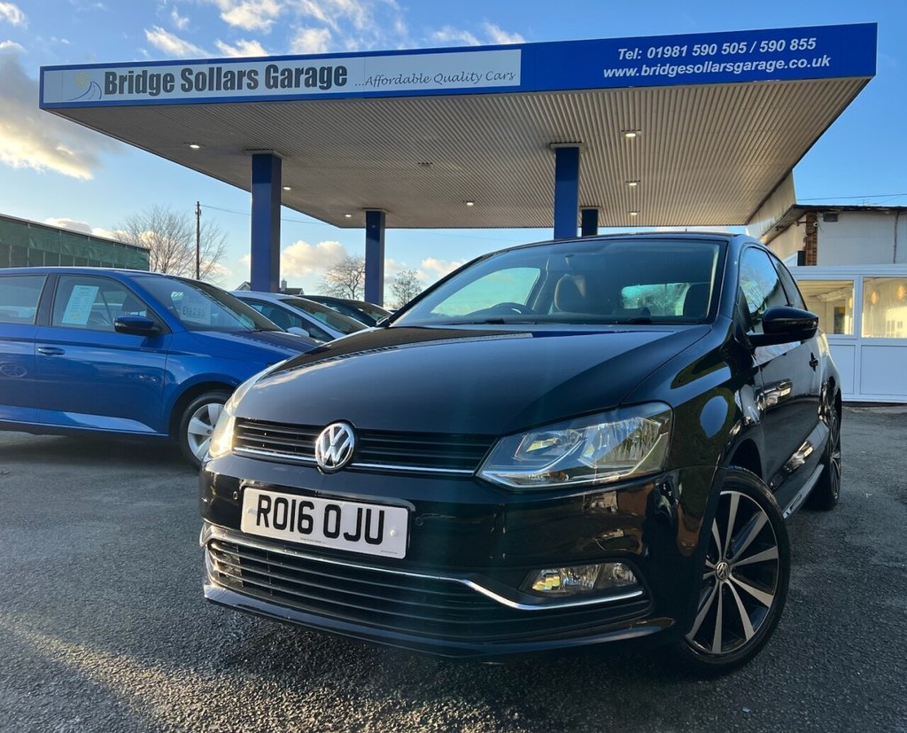 Used Volkswagen Polo 2016 for sale - 76686480: Photo 1