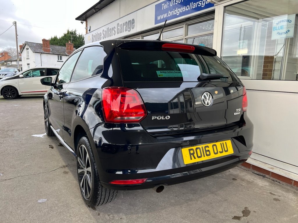 Used Volkswagen Polo 2016 for sale - 76686480: Photo 4