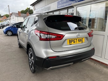 Used Nissan Qashqai 2017 for sale - 78631428: Photo