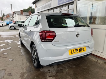 Used Volkswagen Polo 2018 for sale - 77692636: Photo