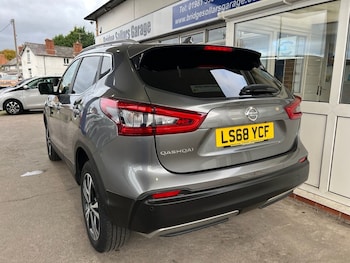 Used Nissan Qashqai 2018 for sale - 76303627: Photo