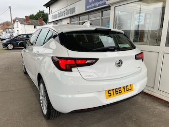 Used Vauxhall Astra 2016 for sale - 76481968: Photo