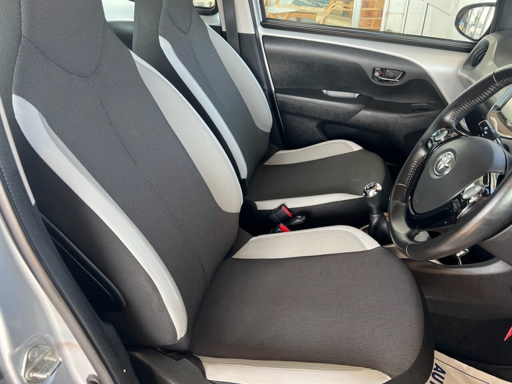 Used Toyota AYGO 2018 for sale - 77835137: Photo 13