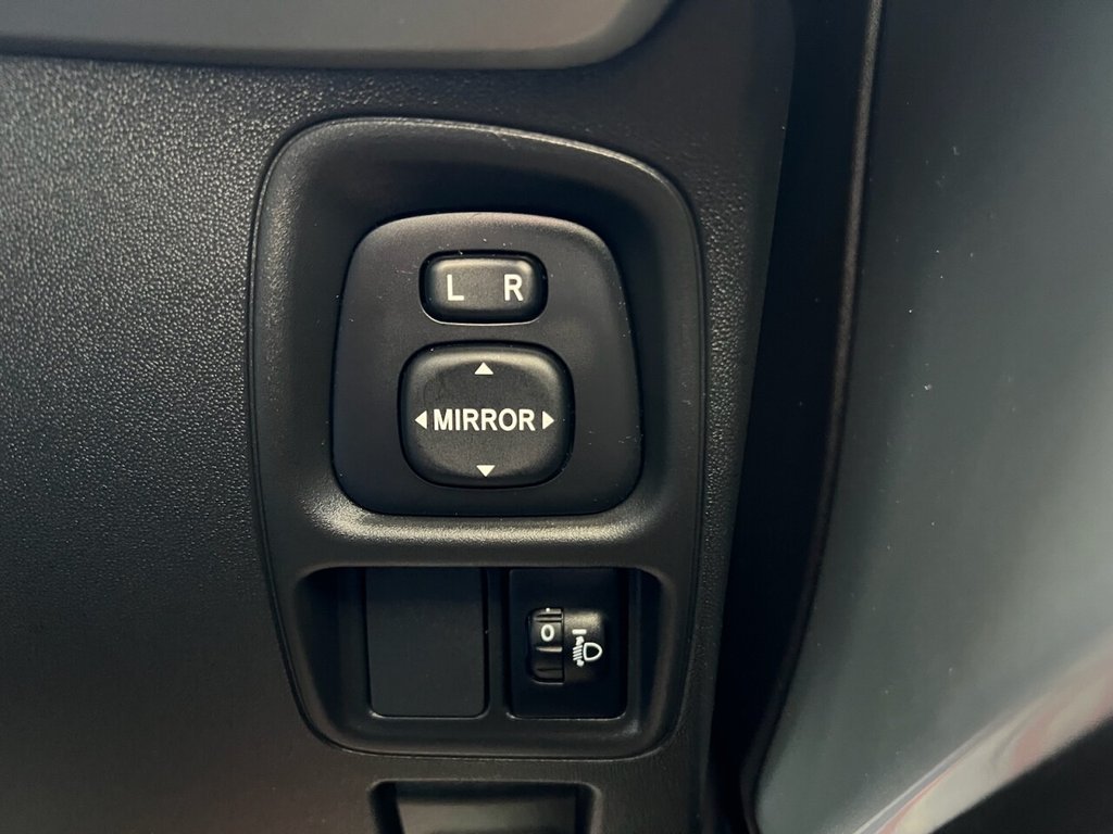 Used Toyota AYGO 2018 for sale - 77835137: Photo 19