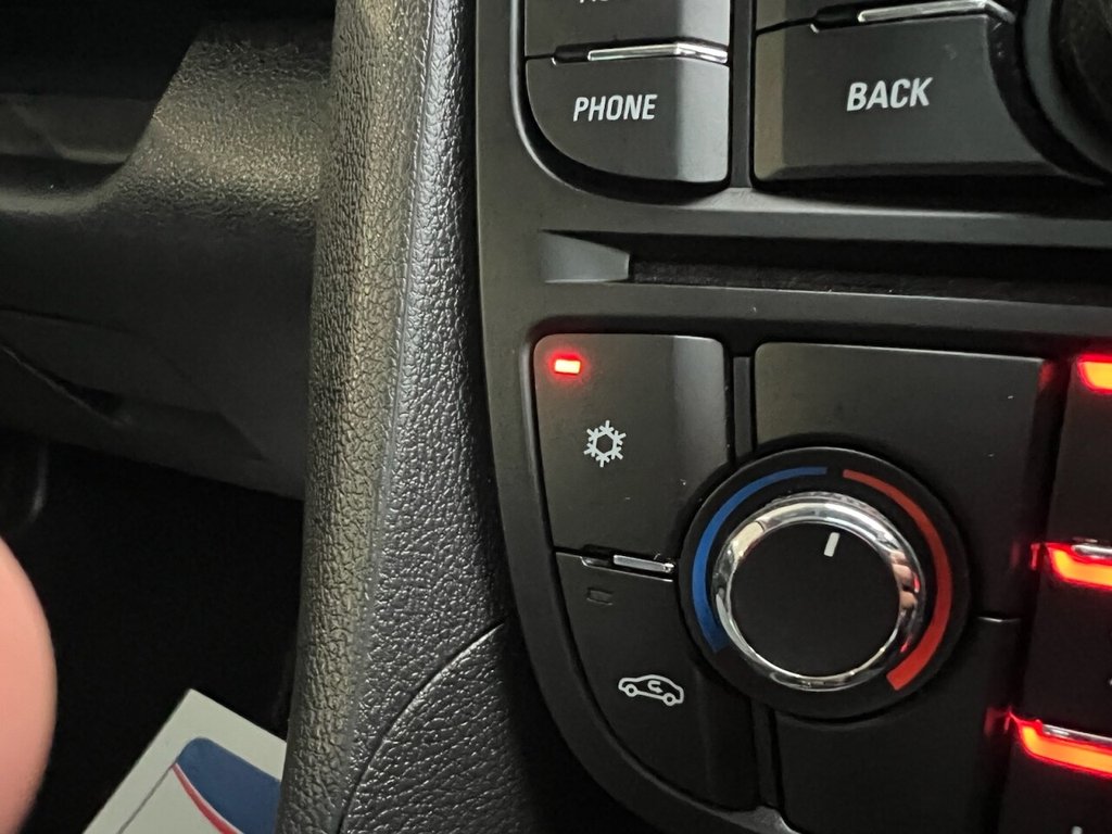 Used Vauxhall Meriva 2016 for sale - 77594656: Photo 34