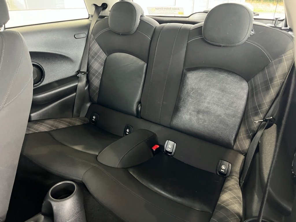 Used MINI Hatch 2018 for sale - 76139889: Photo 11
