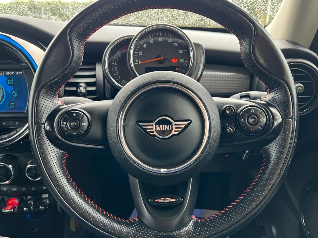 Used MINI Hatch 2018 for sale - 76139889: Photo 21