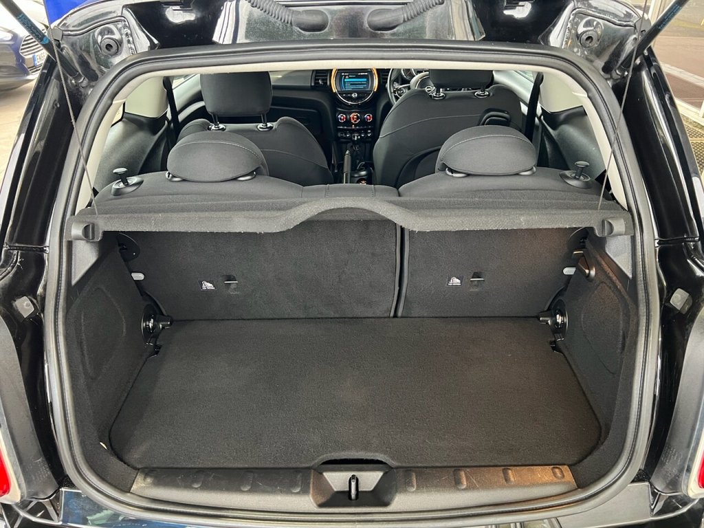 Used MINI Hatch 2018 for sale - 76139889: Photo 6