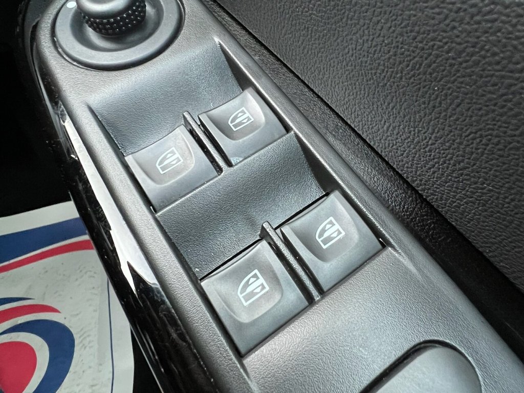 Used Renault Captur 2016 for sale - 77287582: Photo 18