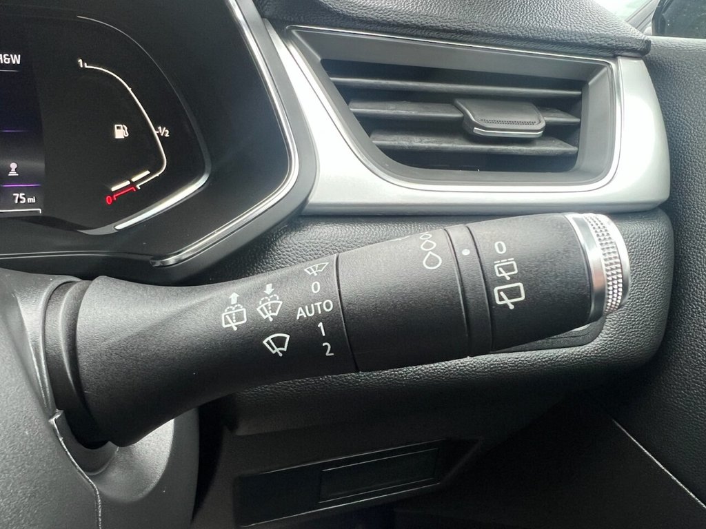 Used Renault Captur 2020 for sale - 77608582: Photo 28