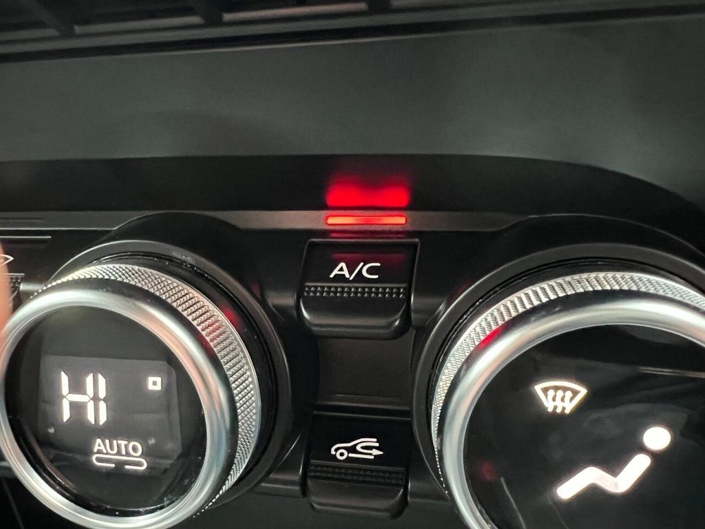 Used Renault Captur 2020 for sale - 77608582: Photo 44