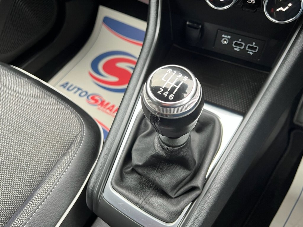 Used Renault Captur 2020 for sale - 77608582: Photo 46