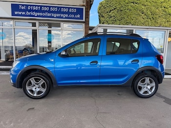 Used Dacia Sandero Stepway 2018 for sale - 78082500: Photo