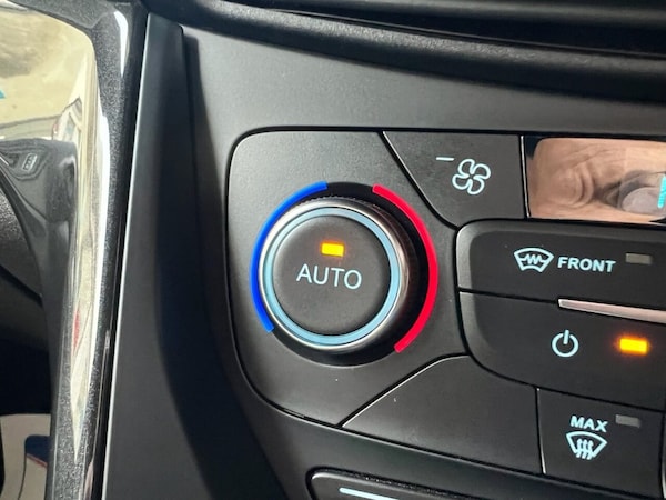 Used Ford Kuga 2018 for sale - 76291327: Photo 33