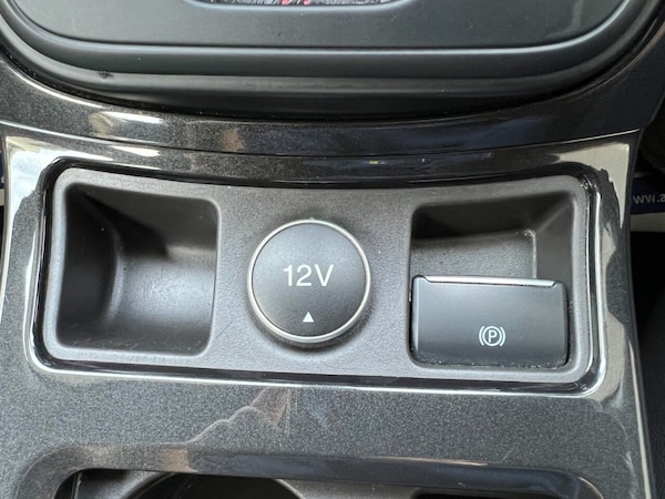 Used Ford Kuga 2018 for sale - 76291327: Photo 37