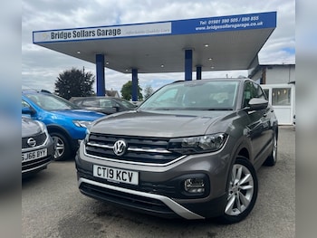Volkswagen - T-Cross