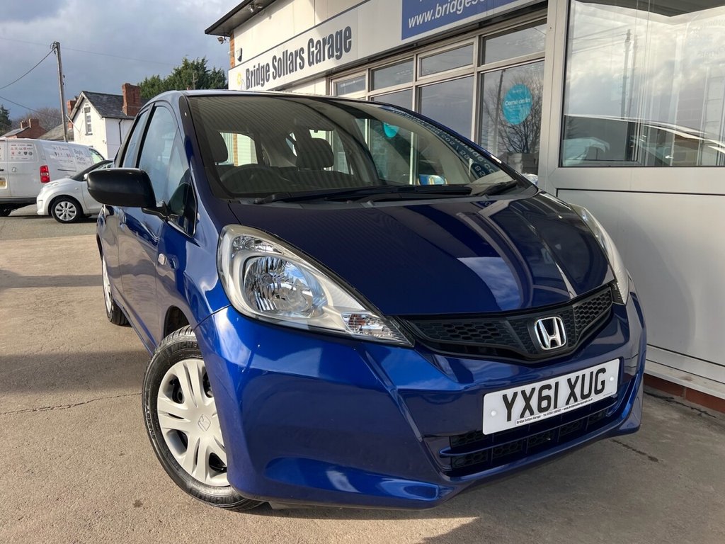 Used Honda Jazz 2011 for sale - 77780378: Photo 10