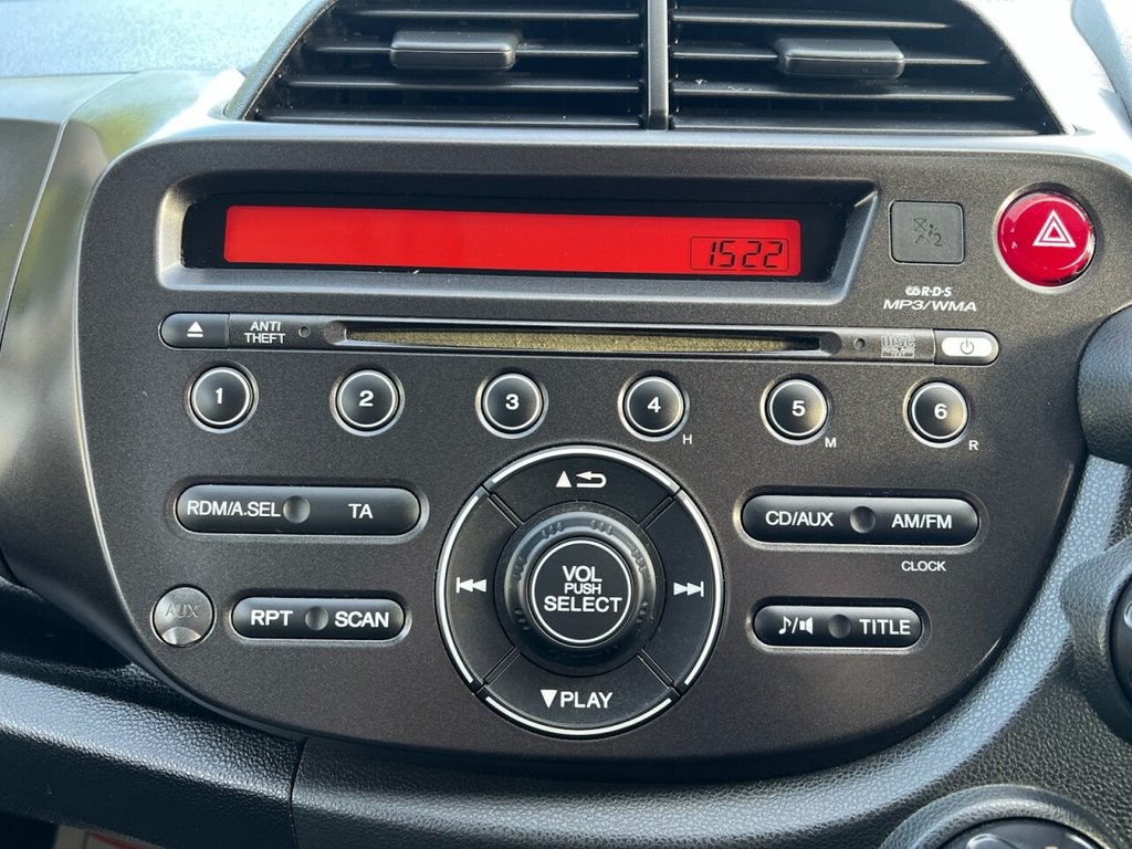 Used Honda Jazz 2011 for sale - 77780378: Photo 22