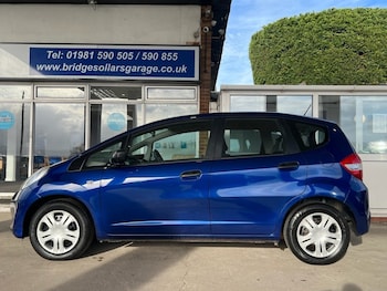 Used Honda Jazz 2011 for sale - 77780378: Photo