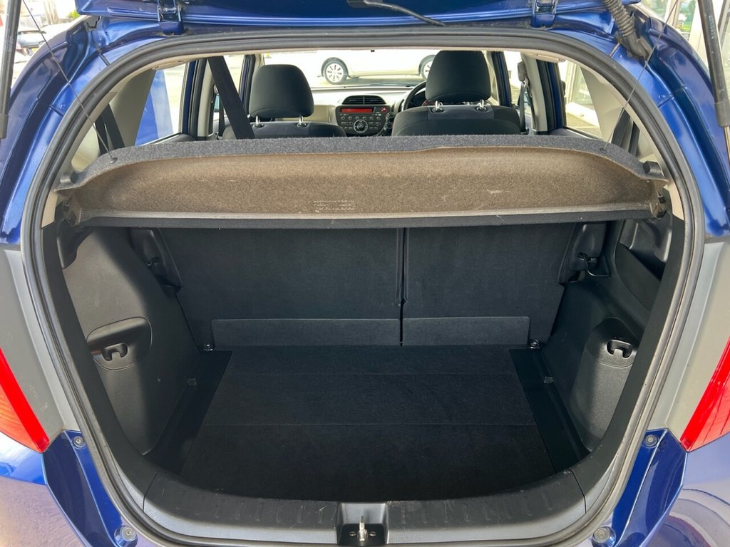 Used Honda Jazz 2011 for sale - 77780378: Photo 5