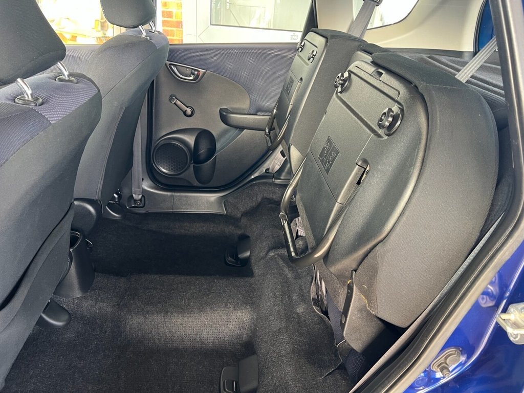 Used Honda Jazz 2011 for sale - 77780378: Photo 9