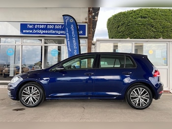 Used Volkswagen Golf 2018 for sale - 78500847: Photo
