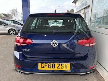 Used Volkswagen Golf 2018 for sale - 77747992: Photo