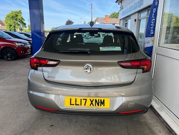 Used Vauxhall Astra 2017 for sale - 79170744: Photo