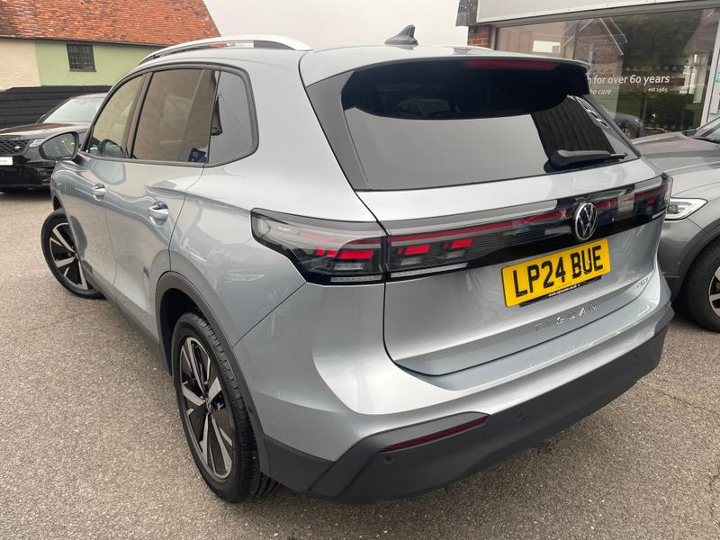 Used Volkswagen Tiguan 2024 for sale - 76277358: Photo 2