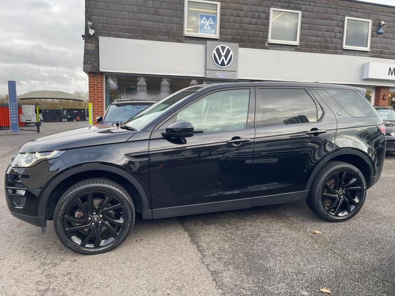 Used Land Rover Discovery Sport 2017 for sale - 76545364: Photo 11